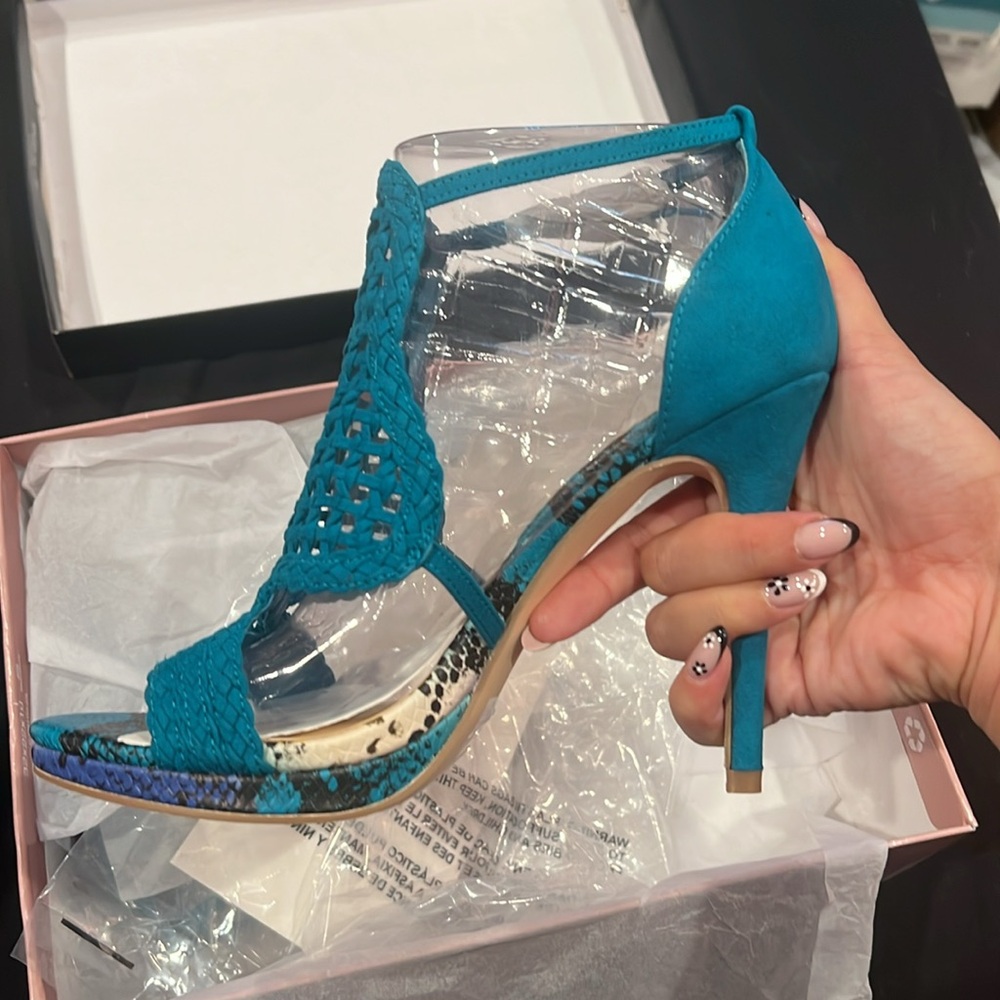 Fergie Black and Pink Shoe Box